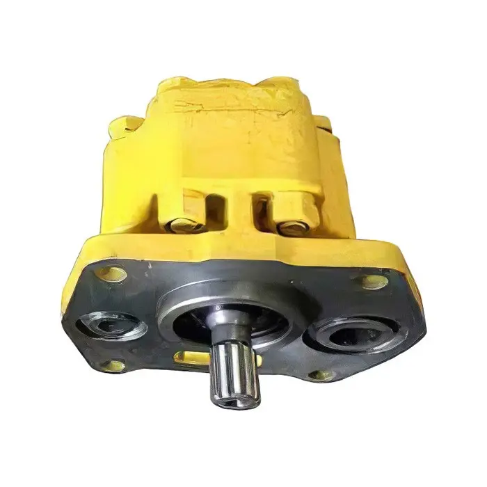 Clutch Pump 07421-71401 For Komatsu Bulldozer D20P-6 D20A-7 D20A-8 D20A-6 D20A-5 D20P-8 D21A-7 D20S-5 D20S-6 Main