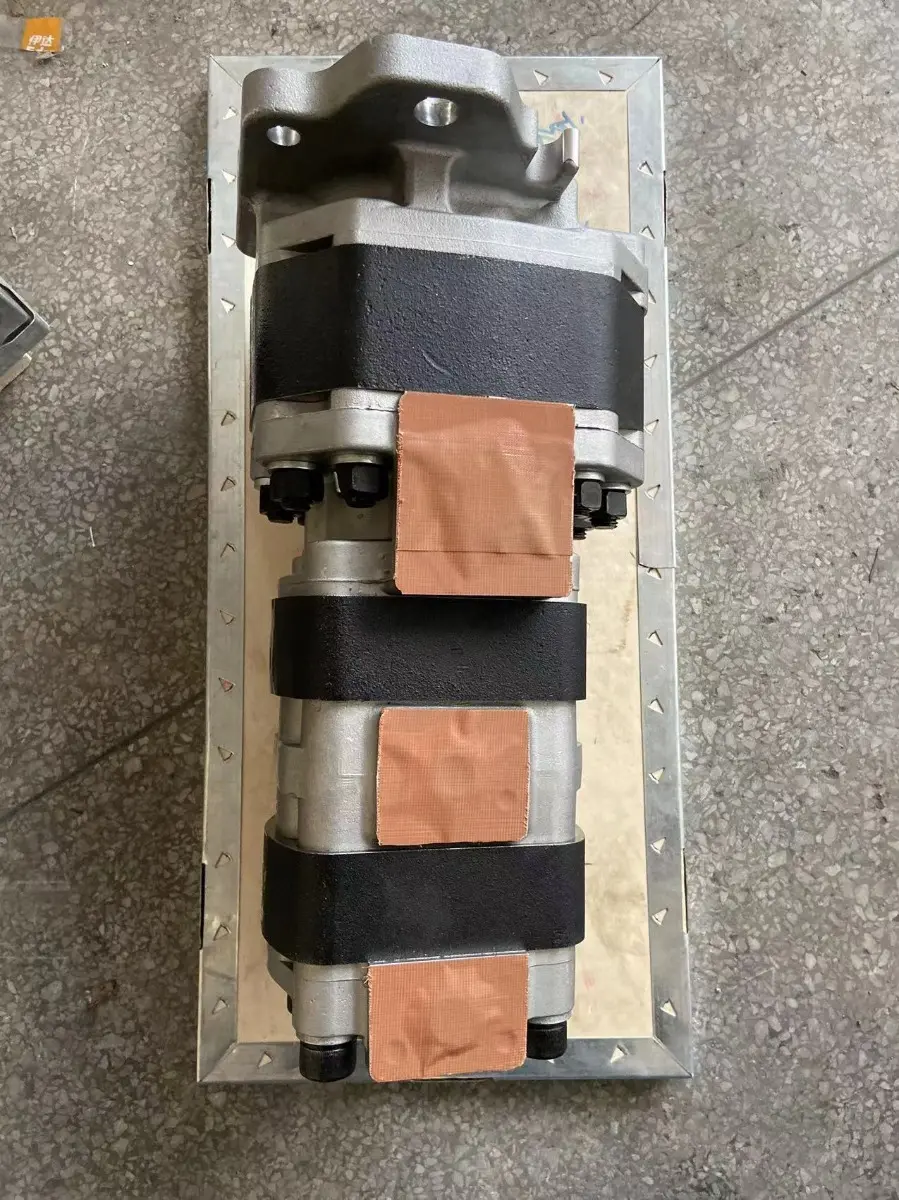 Buy Hydraulic Gear Pump 44083-61030 for Kawasaki 80ZV-2 Wheel Loader